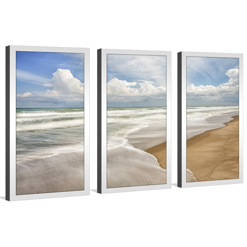 « beach 2 », ensemble de 3 reproductions de photos encadrées, H 33,5 po x l 52,5 po x P 1 po