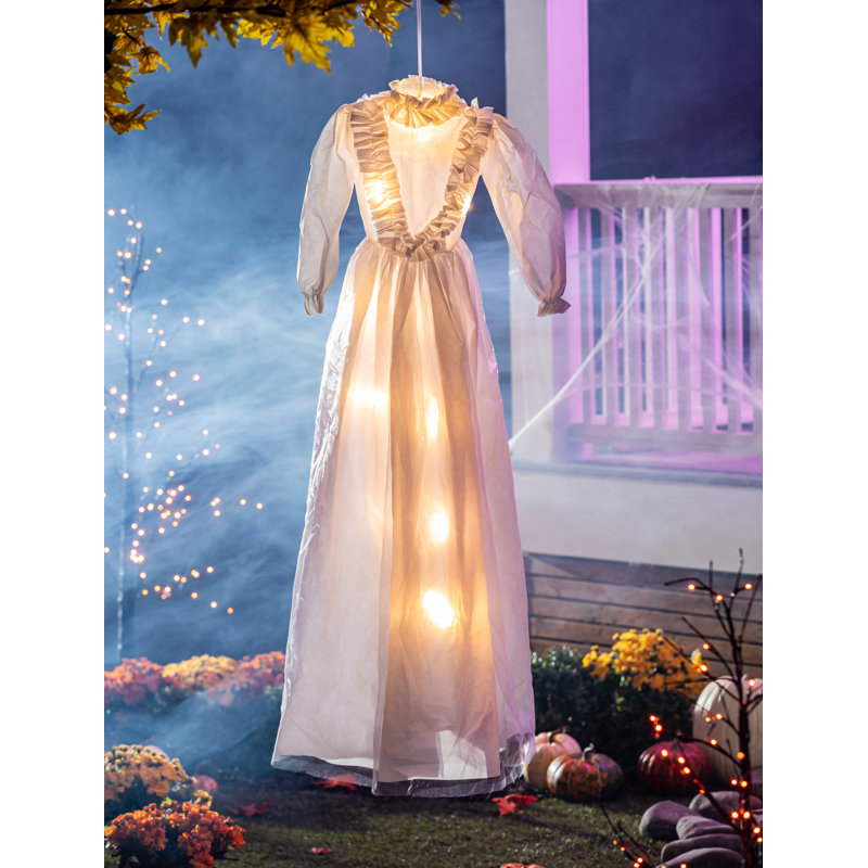 Décoration murale robe fantôme