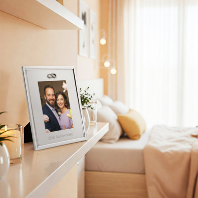 Silver Metal Picture Frame with Mat