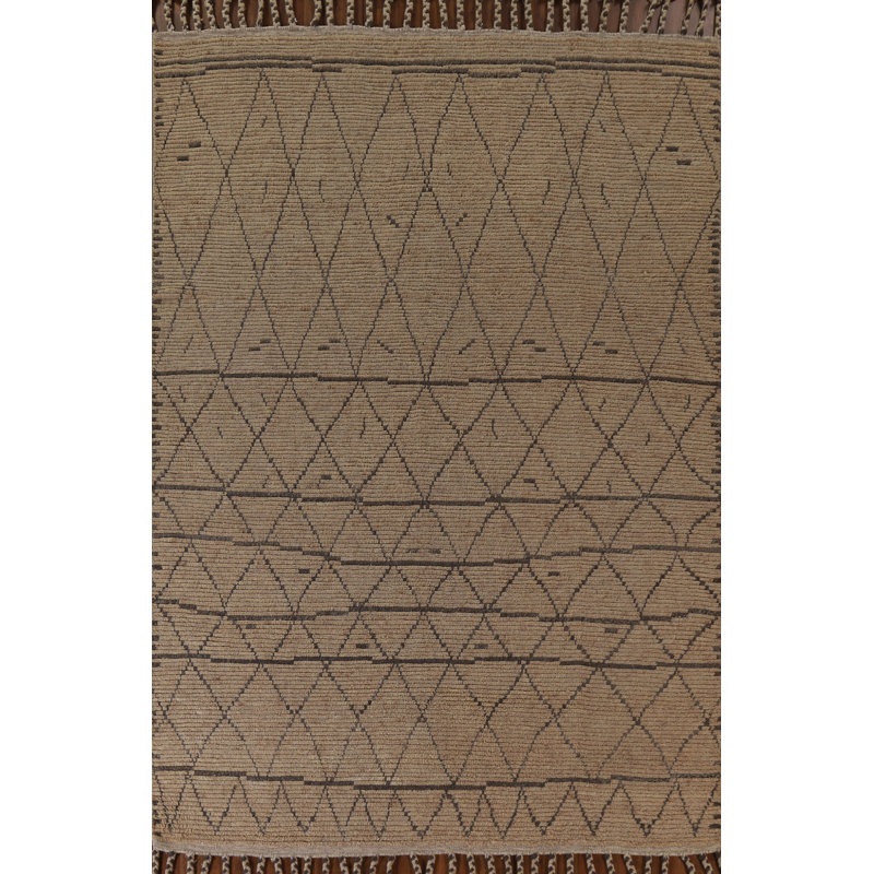 Geometric Hand-Knotted Rectangle 7'9'' x 9'8'' Wool Area Rug in Beige/Ivory