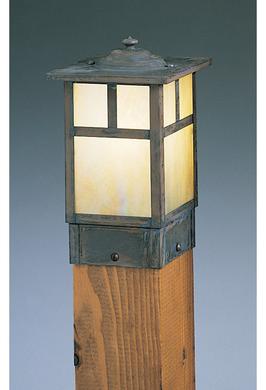 Capuchon de poteau de clôture d'extérieur 1 lumière Hylan, H 8,5 po x l 6 po / barre en T, Noir satiné, Brun clair