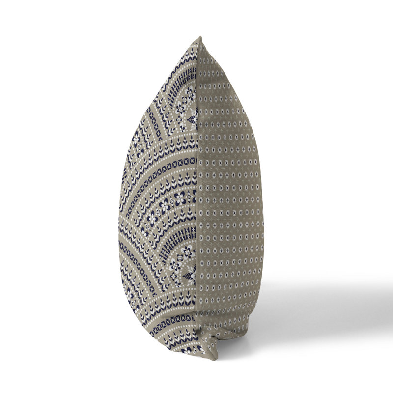 Coussin décoratif intérieur / extérieur Gridlock Glamour, 20"H x 20"W, Blue/Beige