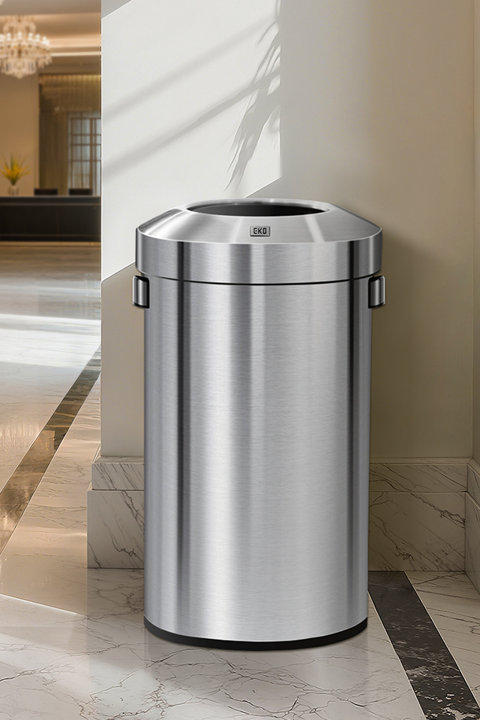 Commercial Trash Cans