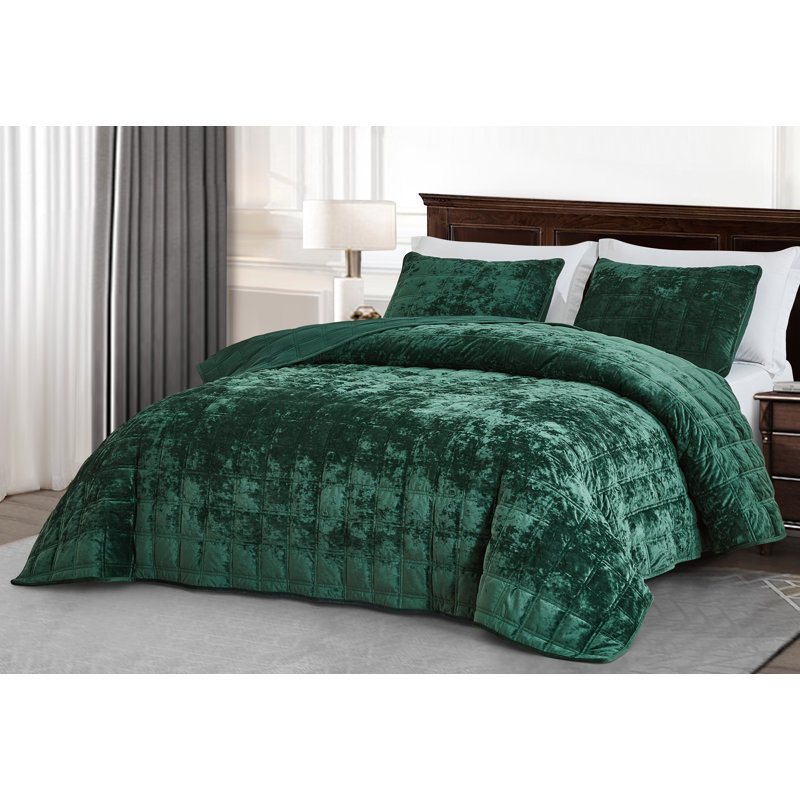 Velvet Quilt, King Quilt + 2 King Shams, Forest Green