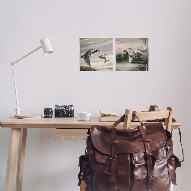 Ensemble de 2 plaques murales "Oies et canards dans la nature", design par Ruane Manning