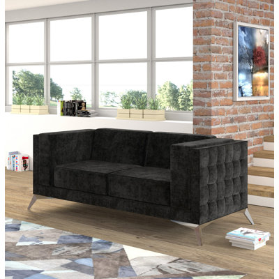 Magnus Sofa