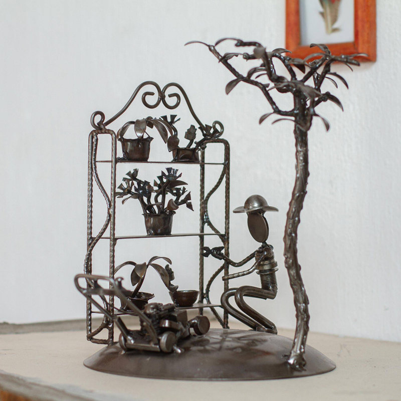 Marview People Figurines & Sculptures