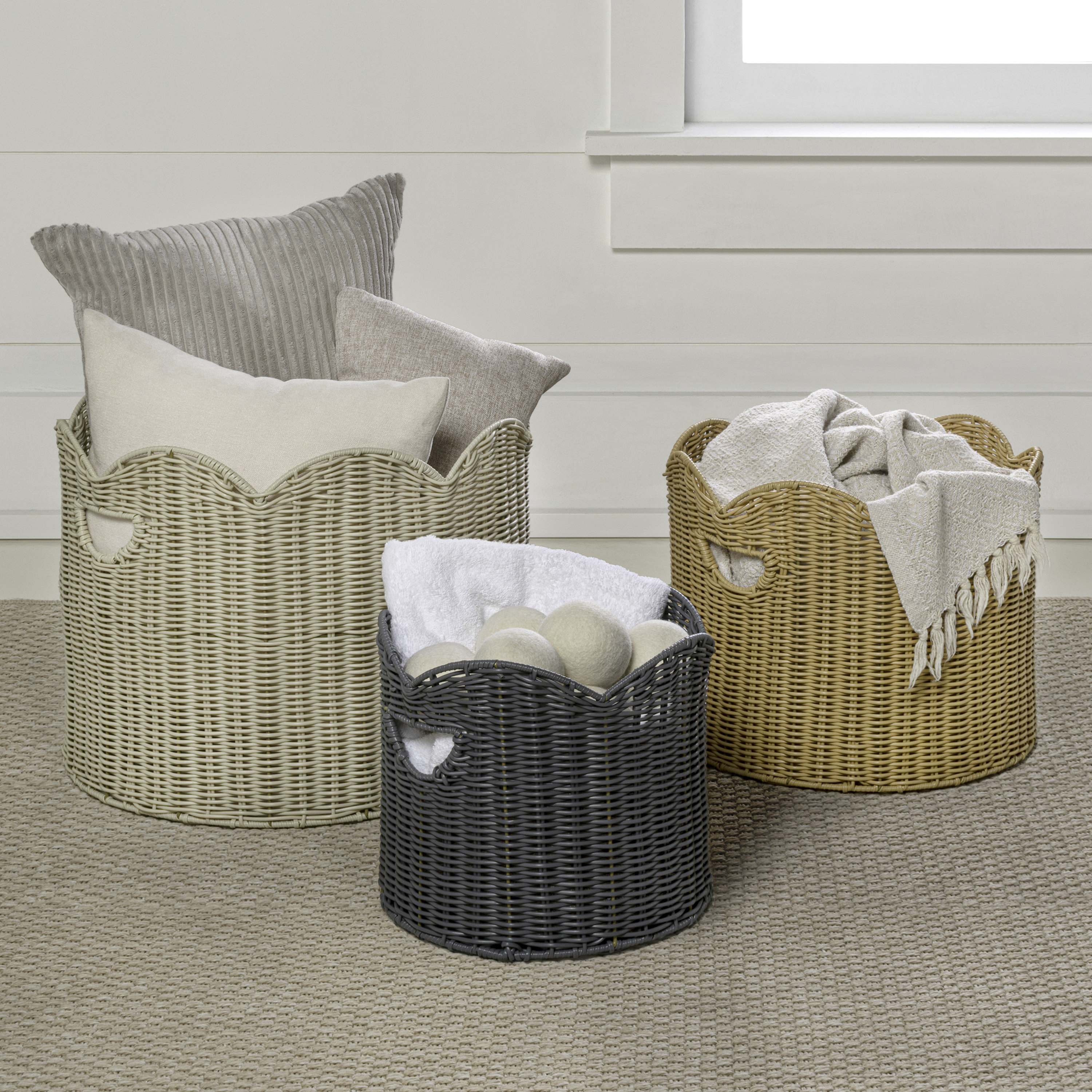 Rebrilliant Maris Contemporary Cottage Resin/Metal Scalloped Edge Nesting Storage Baskets with Handles (Set of 3) | Wayfair