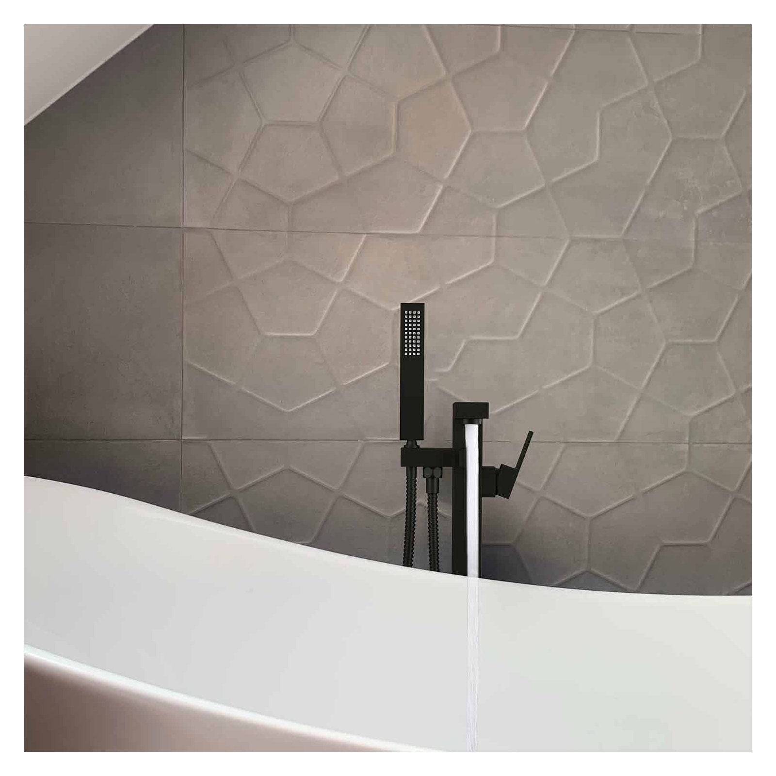 Cube Floor Tub Spout with Diverter, Matte Black