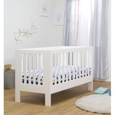 Orrie Crib