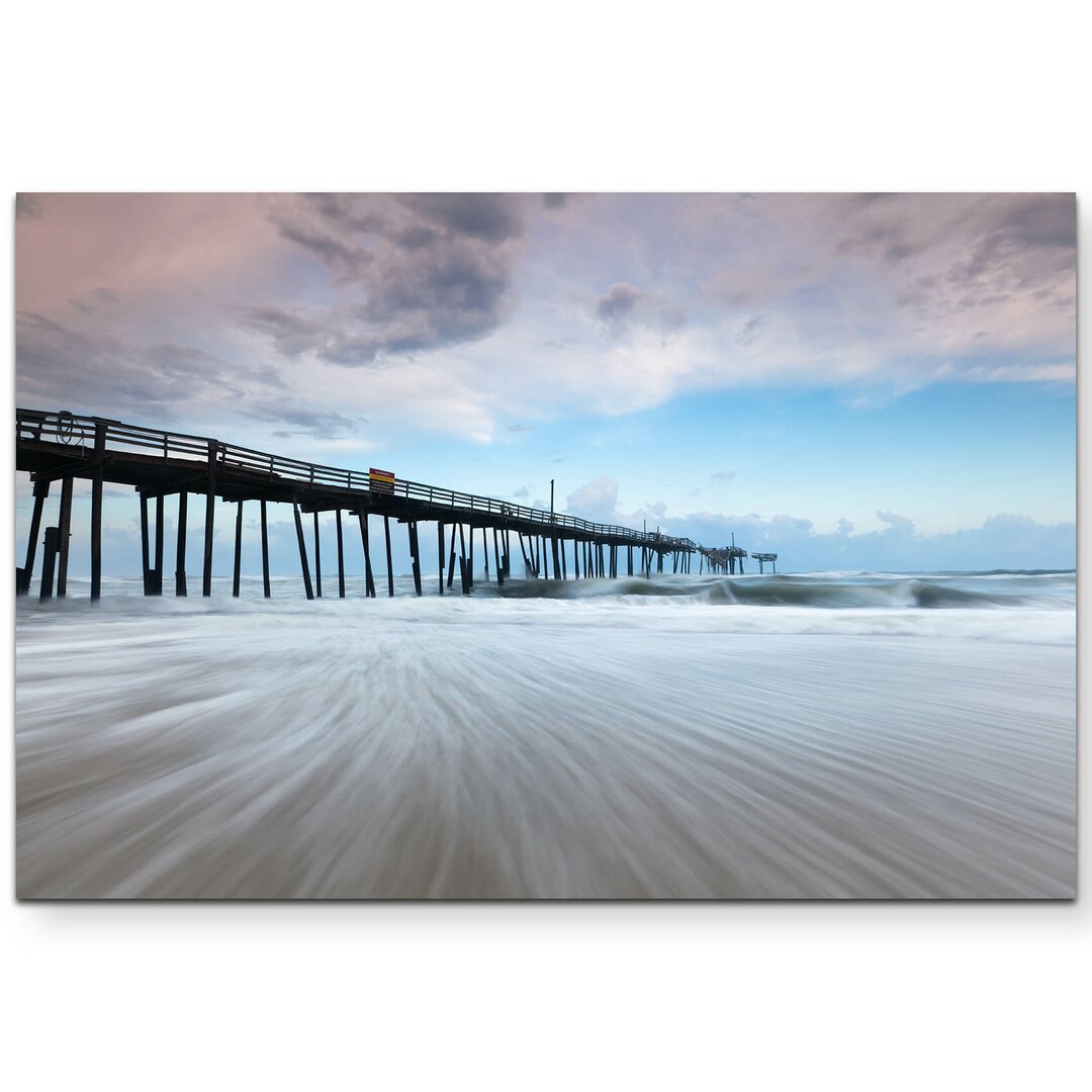 Leinwandbild Alte Seebrücke im Meer