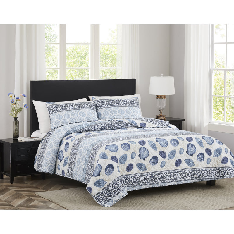 Bahama Coastal Quilt Set, Queen Quilt + 2 Queen Shams
