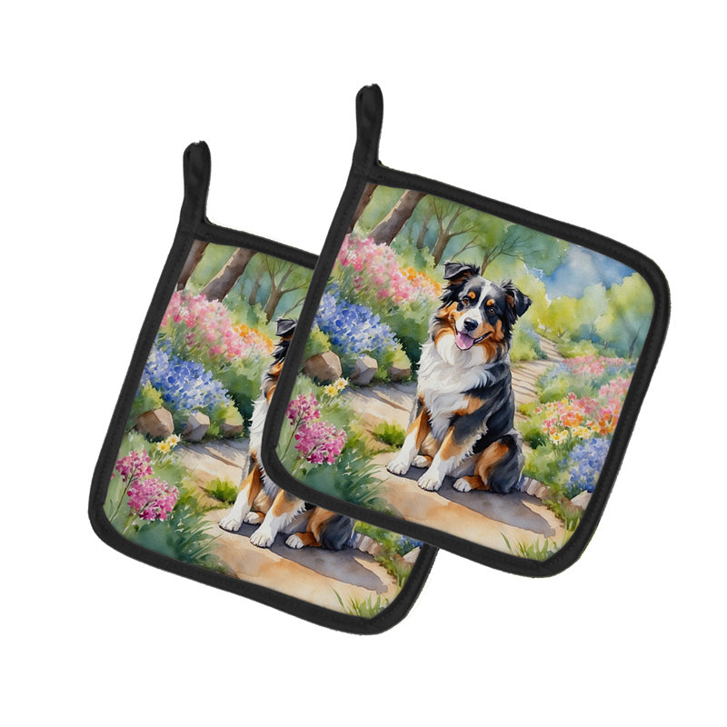 Caroline's Treasures Floral Polyester Potholder Set