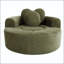 Canapé-lit rond avec tissu gaufré et coussin en forme de cœur-130646533