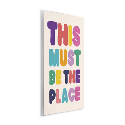 «Must Be The Place», art mural sur bois par Nataly White