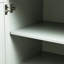 Grande armoire de rangement grise avec portes et 3 tiroirs pour la salle de bain et le bureau