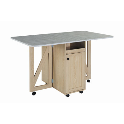 Foldable dining table