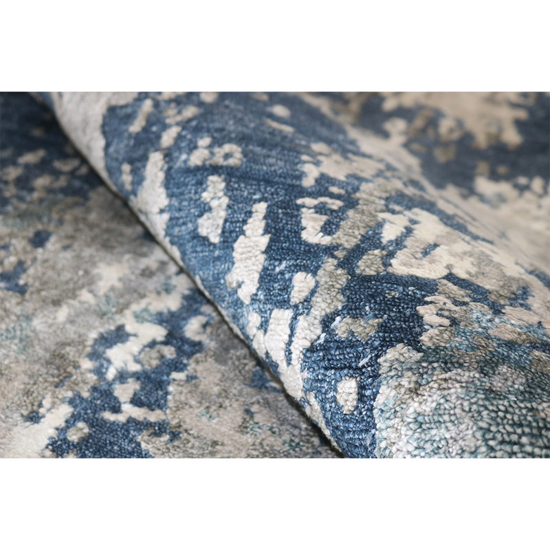Abstract Area Rug in Dark Blue/Gray, Rectangle 5' x 7'
