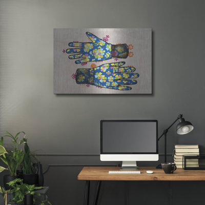 «Gloves» par Dean Russo, art mural en métal, 24 po x 16 po