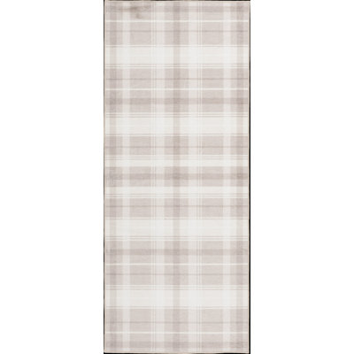 Tapis d'intérieur en polyester écossais beige / ivoire 2 pi 3 po x 6 pi Latitude Run® Chapdelaine