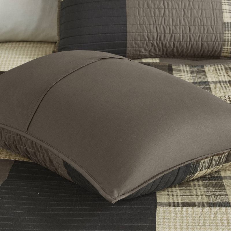 Rustic Charm King-Sized Reversible Cotton Quilt Set in Tan