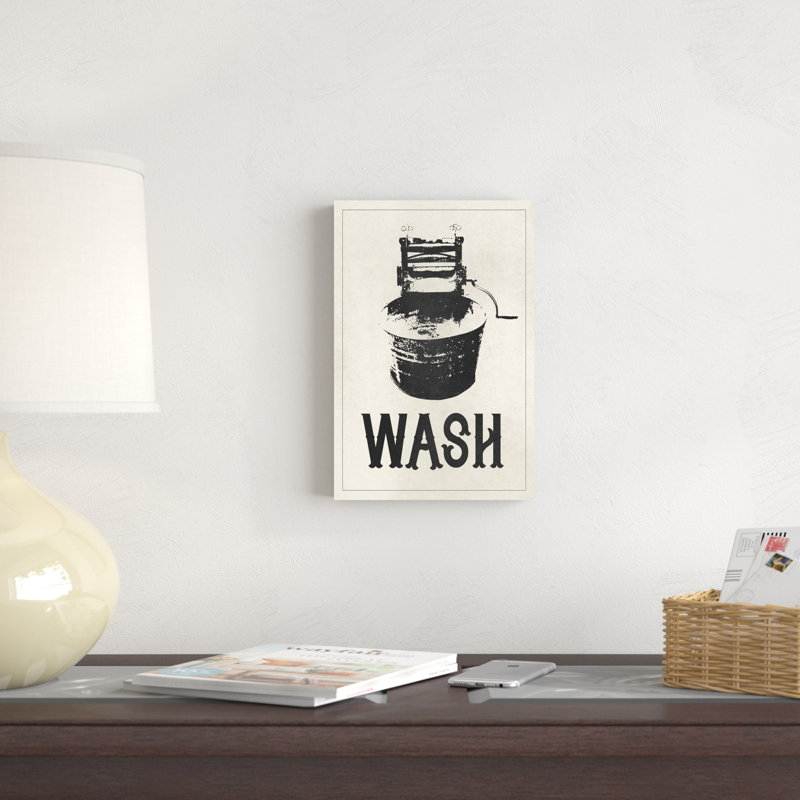 "Vintage Laundry III" par Annie Warren, art textuel sur toile tendue, H 12 po x l 8 po
