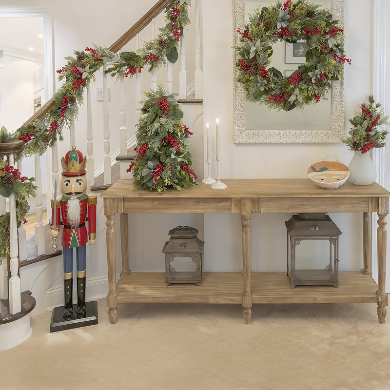 Evergreen Pinecone Elegance 9 ft. Winter Garland