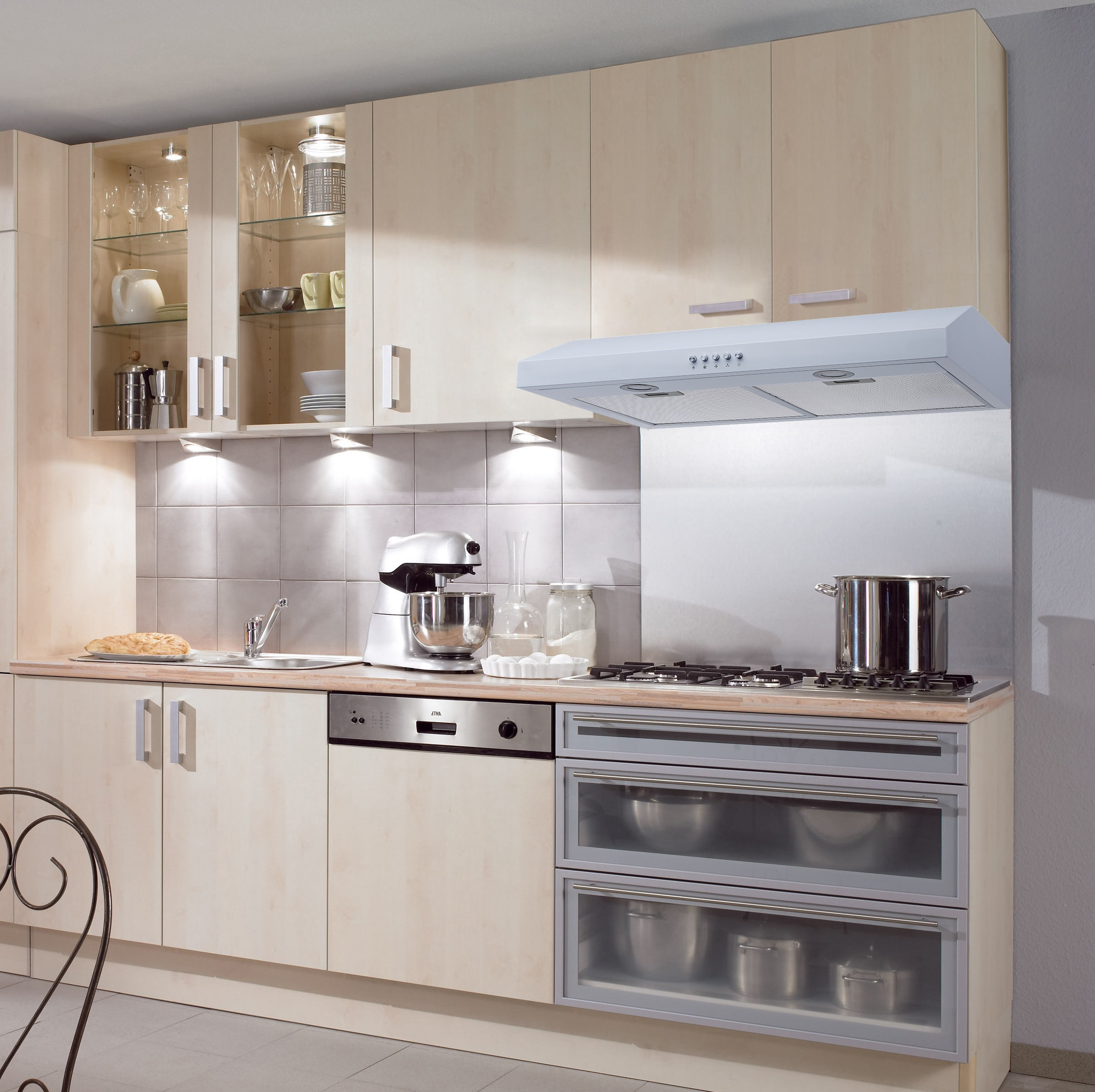 Winflo 30" 301 CFM Convertible Under Range Hood & Reviews