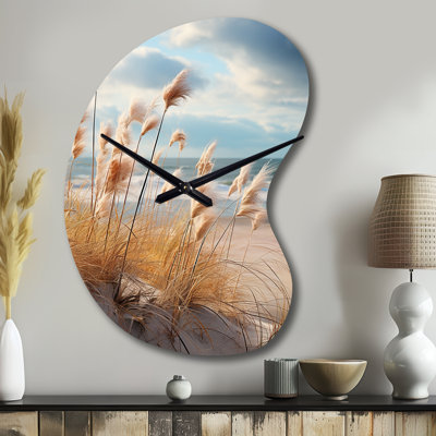 Beach Beach Coastal Harmony I - Horloge murale décorative beige