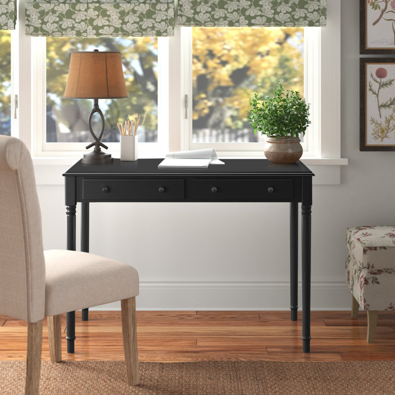 Bureau Lyndsay, Noir