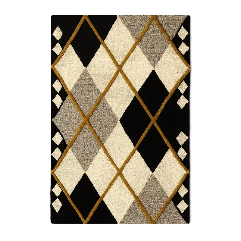 Cream Argyle Rug, Rectangle 2'3" x 3'9"