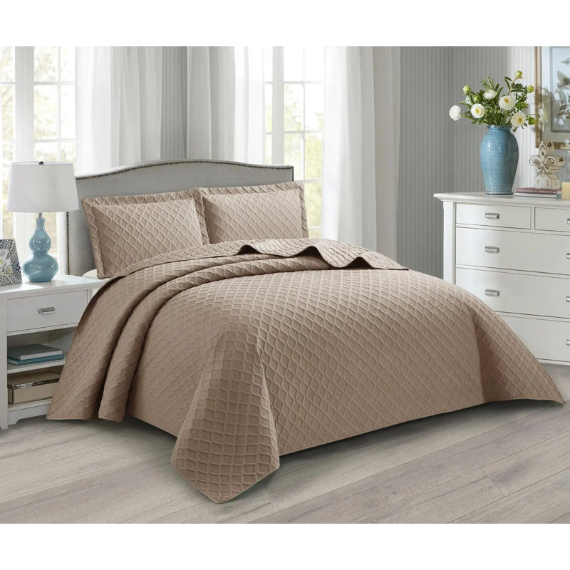 Polyester Solid Colour Bedspread with Pillow Shams Included, Double Bedspread + 2 Standard Pillowcases, Mink