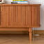 Meuble télé en bois de cerisier de style rétro-107149867