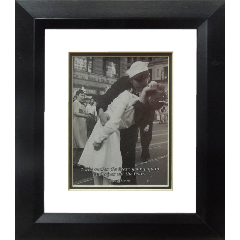 « baiser the war good-bye » par alfred eisenstaedt, reproduction de photo encadrée