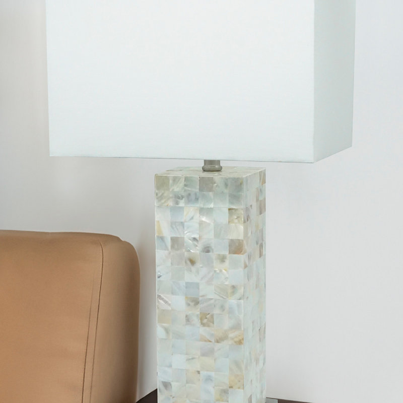 Lampe de table 2 pièces à motif mosaïque moderne avec finition en chrome blanc et lumière diffuse douce et abat-jour blanc élégant