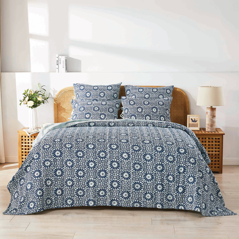 Handstitched Flower Kantha Coverlet, Queen Coverlet/Bedspread