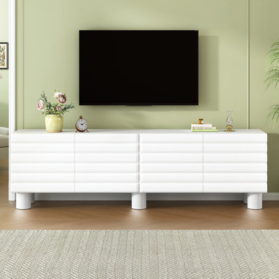 Meuble télé moderne avec porte ondulée pour téléviseur de 75 po ou moins, console média crème avec 4 armoires, tablettes réglables et gestion des câbles pour le salon
