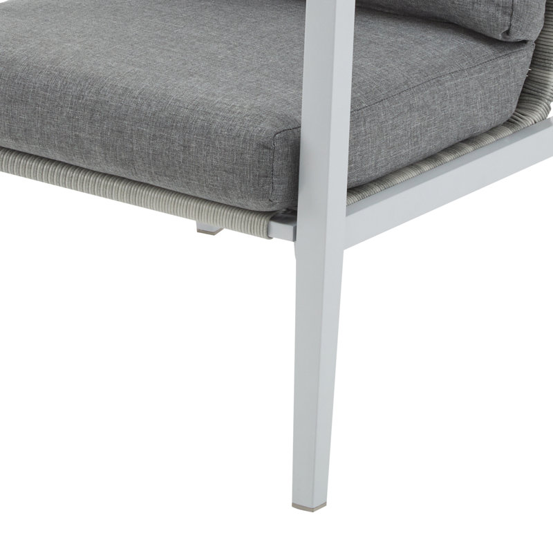 Chaises longues d'extérieur en aluminium avec accents de corde et coussins, Argent argent