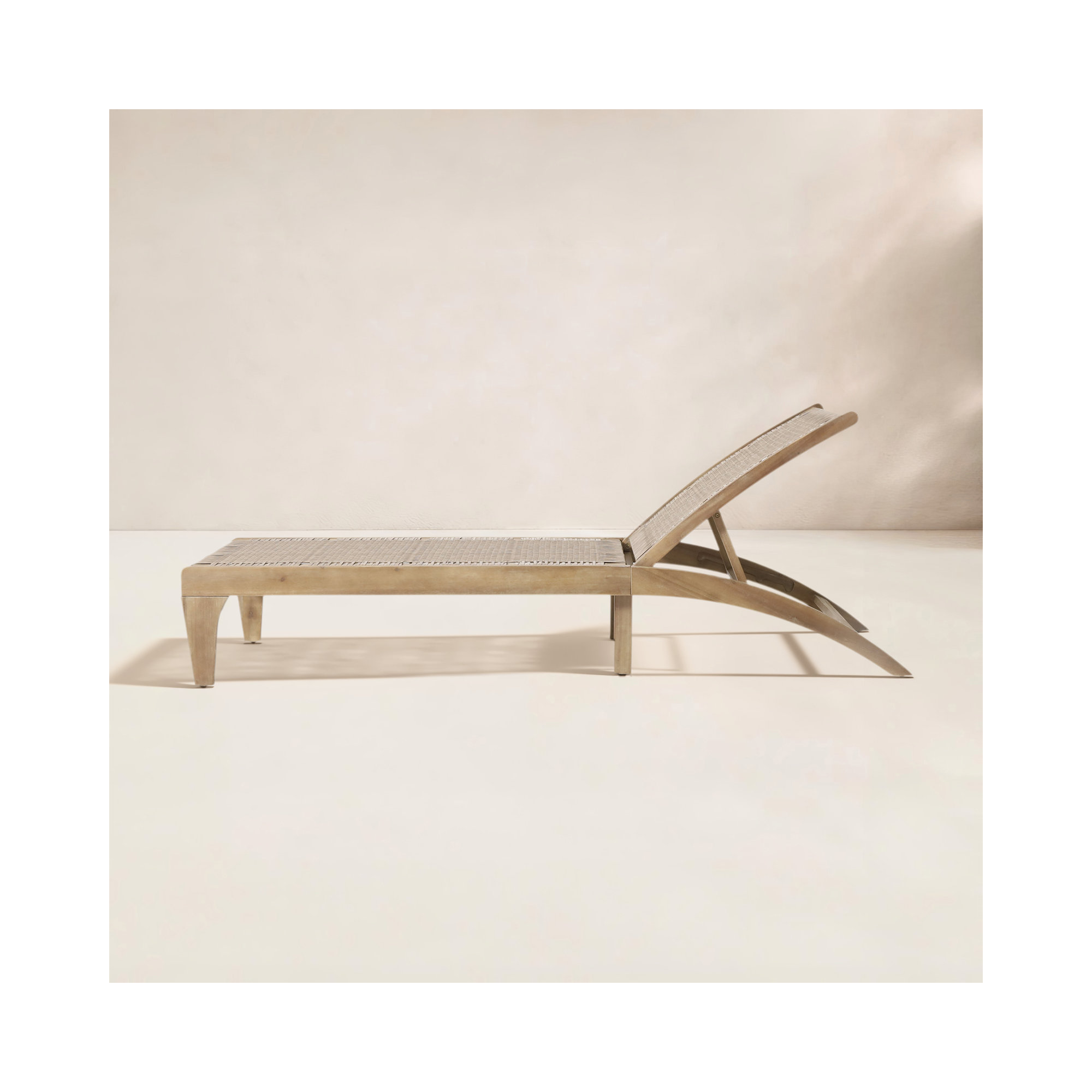 25.5'' Outdoor Wicker Chaise Lounge, 2