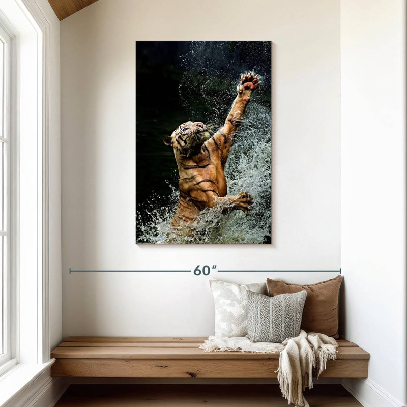 L'heure du bain du tigre de Brampt, H 45 po x l 30 po