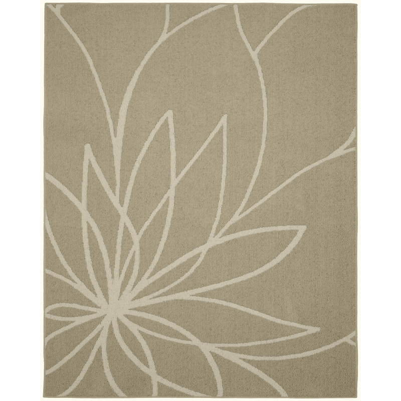Tapis brun clair / ivoire touffeté à motif floral Brackenmore