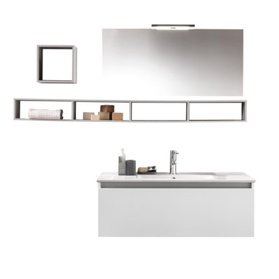 Tuvalu Bathroom Suite