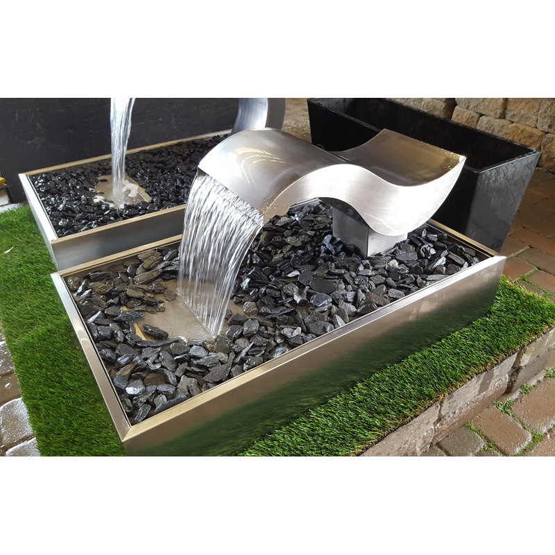 Fontaine en acier inoxydable avec éclairage Orca, Oui