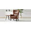 Chaise moderne cloutée