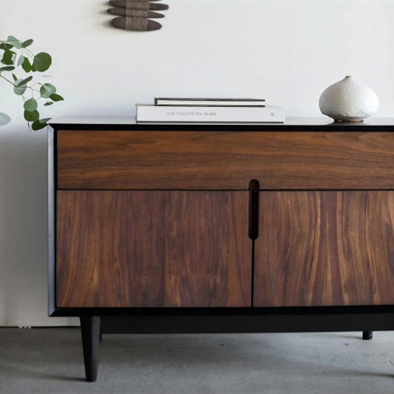 Buffet en bois massif