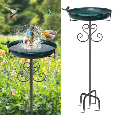 Tall Bird Bath: Stunning Designs to Enhance Your Garden Space