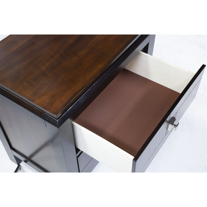 Anacarina 4 Piece Bedroom Set