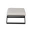 2 repose-pieds: structure en aluminium avec coussins bruns confortables et siège beige doux