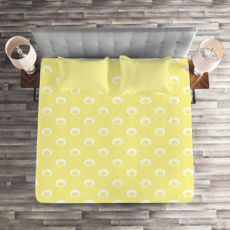 Polyester Geometric Shapes Coverlet