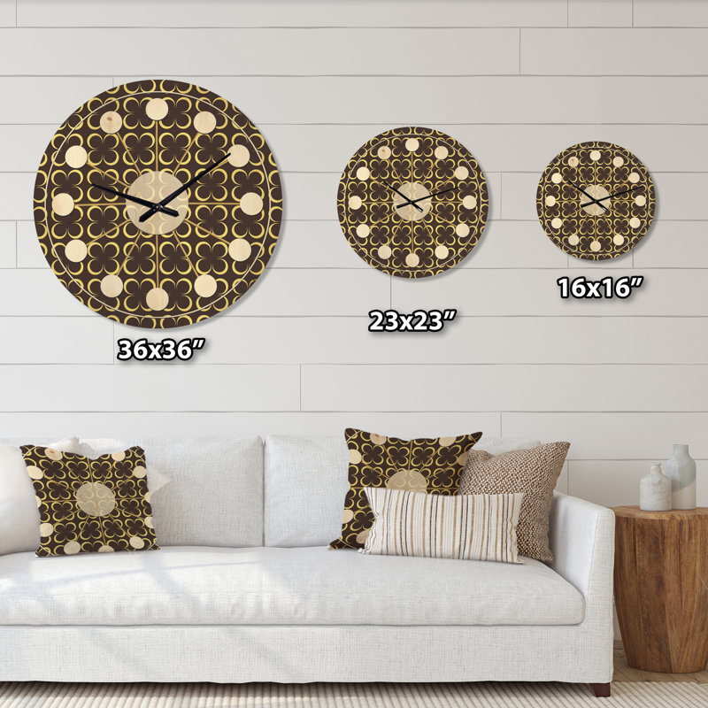 Horloge murale en bois à motif floral II, Moyenne